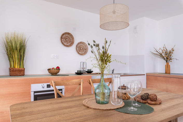 PG-homestaging votre spécialiste du Home staging à Lyon et en Rhône-Alpes Aménagement home stagé de vos biens immobiliers pour une vente rapide et optimale, au service des promoteurs immobiliers, bailleurs sociaux, agents et mandataires et des particuliers